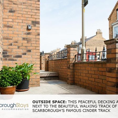 Candler Lodge - 3 Bedroom Townhouse With Parking - Patio Area & Seating Scarborough Luaran gambar