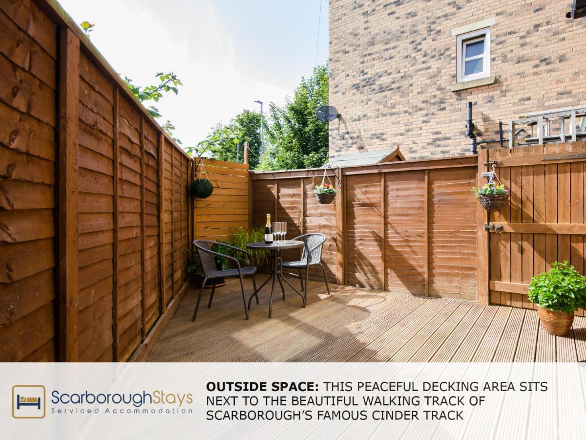 Candler Lodge - 3 Bedroom Townhouse With Parking - Patio Area & Seating Scarborough Luaran gambar