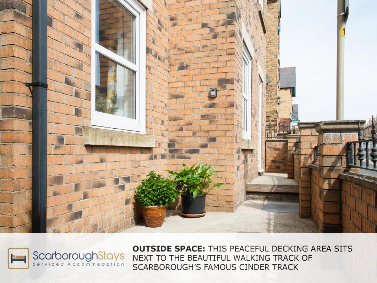 Candler Lodge - 3 Bedroom Townhouse With Parking - Patio Area & Seating Scarborough Luaran gambar