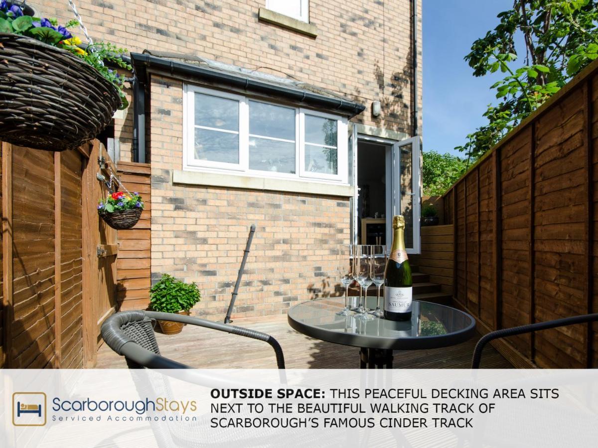 Candler Lodge - 3 Bedroom Townhouse With Parking - Patio Area & Seating Scarborough Luaran gambar