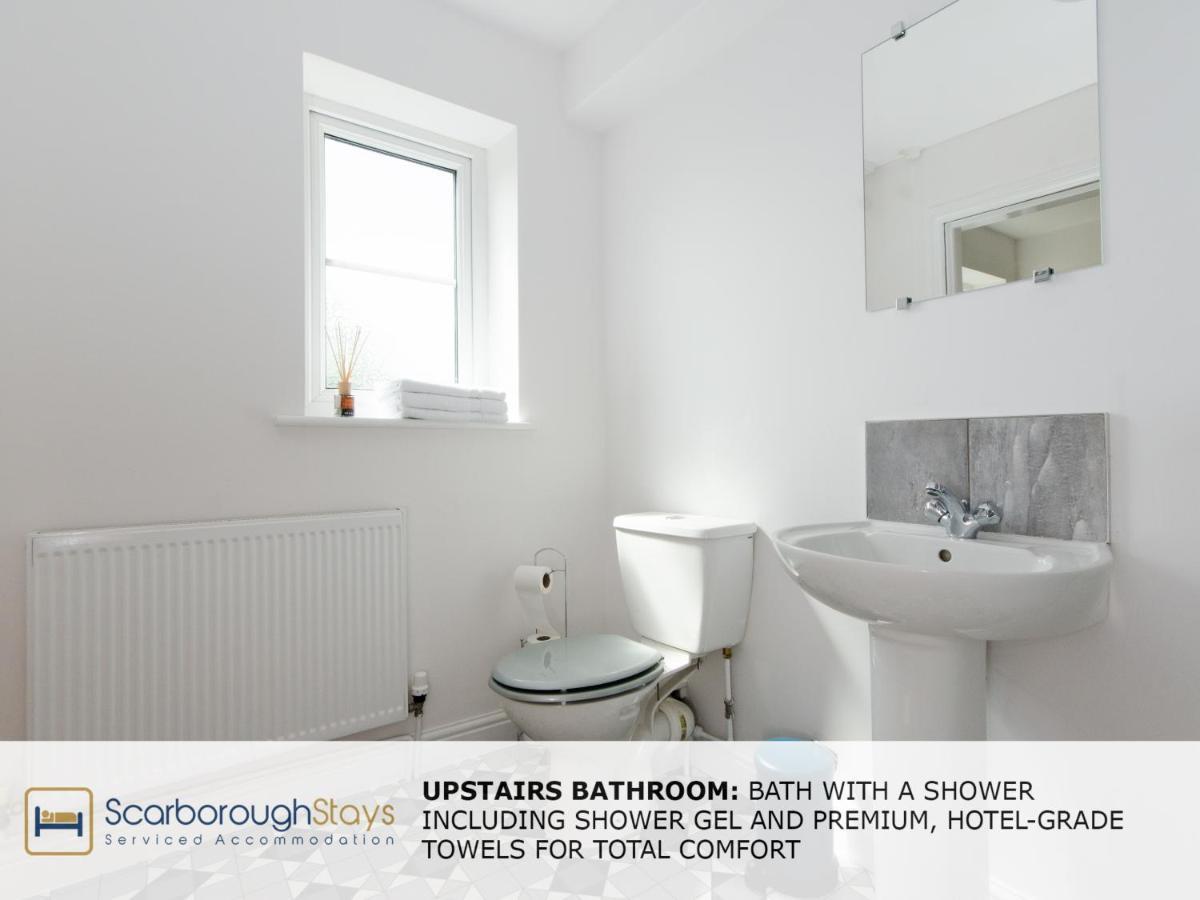 Candler Lodge - 3 Bedroom Townhouse With Parking - Patio Area & Seating Scarborough Luaran gambar