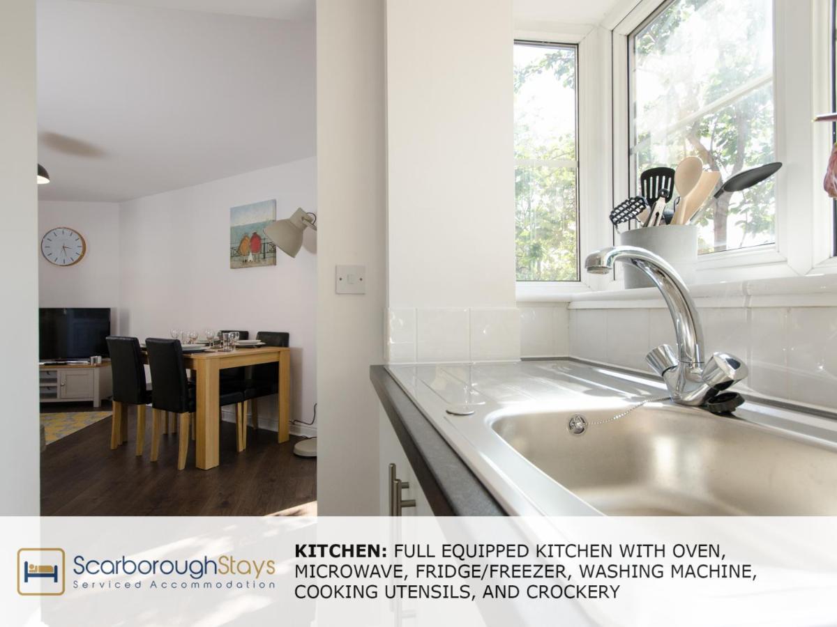 Candler Lodge - 3 Bedroom Townhouse With Parking - Patio Area & Seating Scarborough Luaran gambar