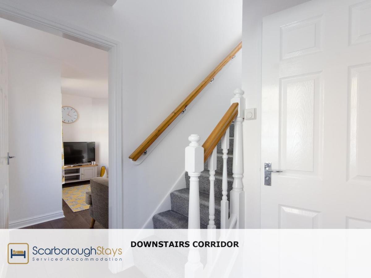 Candler Lodge - 3 Bedroom Townhouse With Parking - Patio Area & Seating Scarborough Luaran gambar